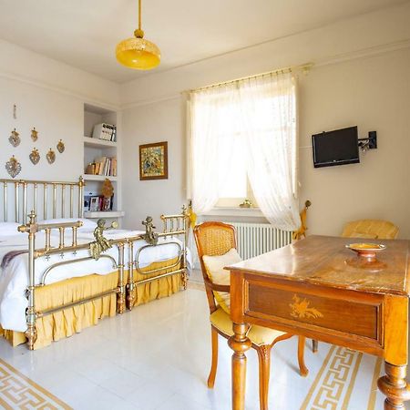 Solemar Sicilia - Casa Porto Bagnera Villa Santa Flavia Eksteriør bilde