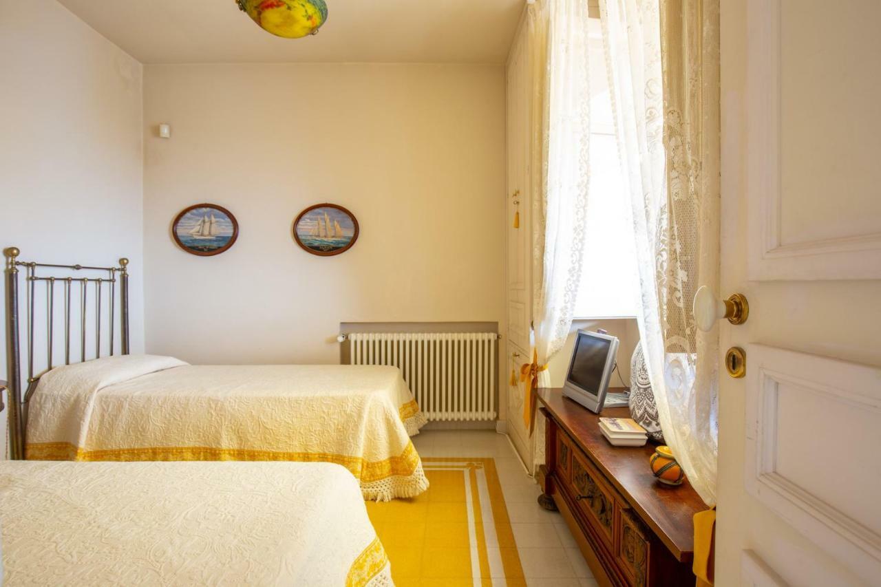 Solemar Sicilia - Casa Porto Bagnera Villa Santa Flavia Eksteriør bilde
